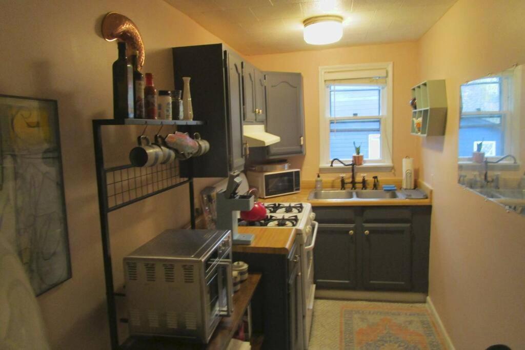 Boho-Chic Retreat - Unit 3 Apartamento Bloomington Exterior foto
